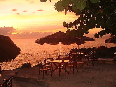 Sunset On The Cliffs Hotel Negril