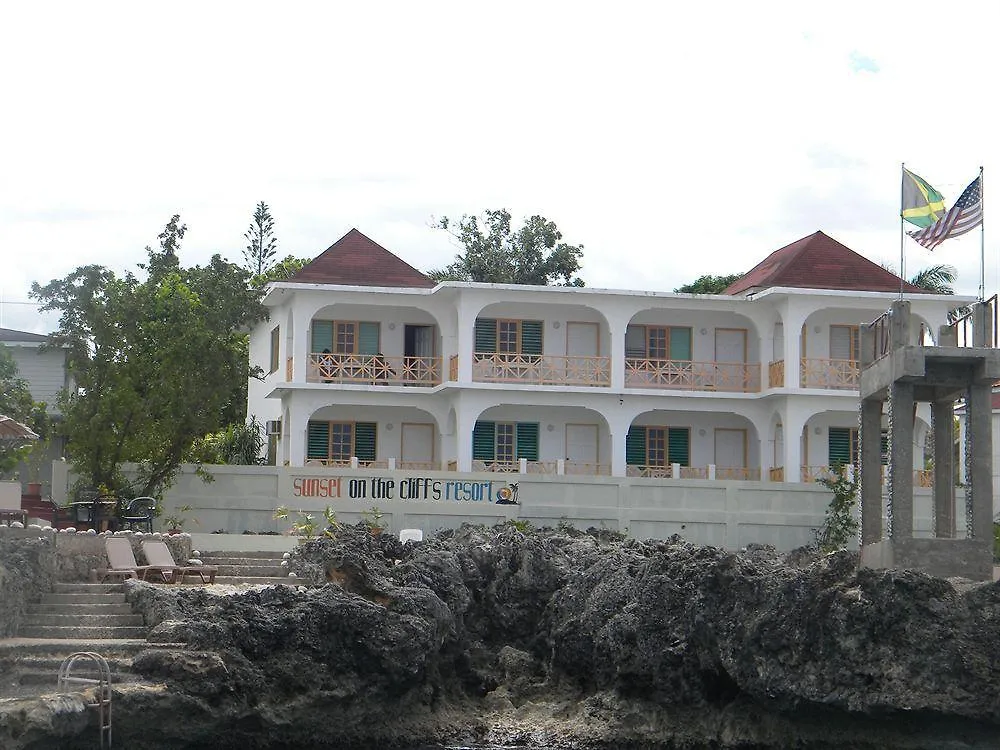 Sunset On The Cliffs Hotel Negril